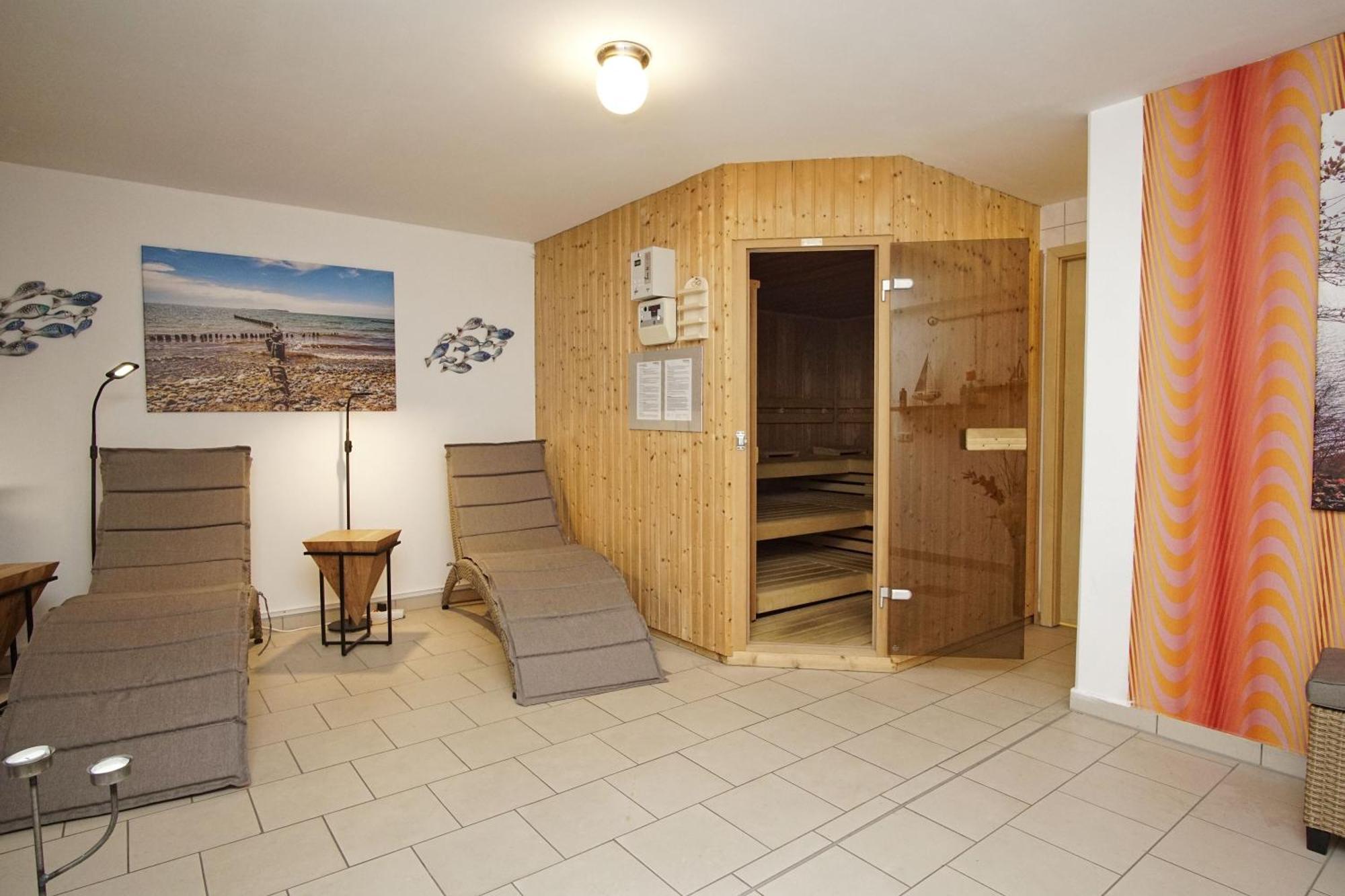 Fewo Am Wald Fewo 03 - Balkon, Gartennutzung, Sauna Glowe Ngoại thất bức ảnh